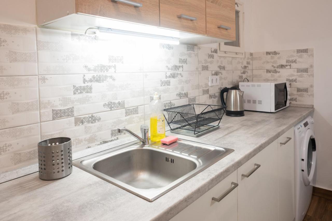 Cozy & Quiet Apartment Near Kiraly Street Free Parking, Ac, Perfect For 4 Guests! Budapeşte Dış mekan fotoğraf