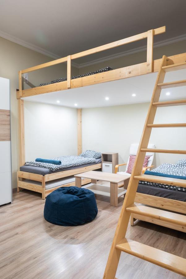 Cozy & Quiet Apartment Near Kiraly Street Free Parking, Ac, Perfect For 4 Guests! Budapeşte Dış mekan fotoğraf